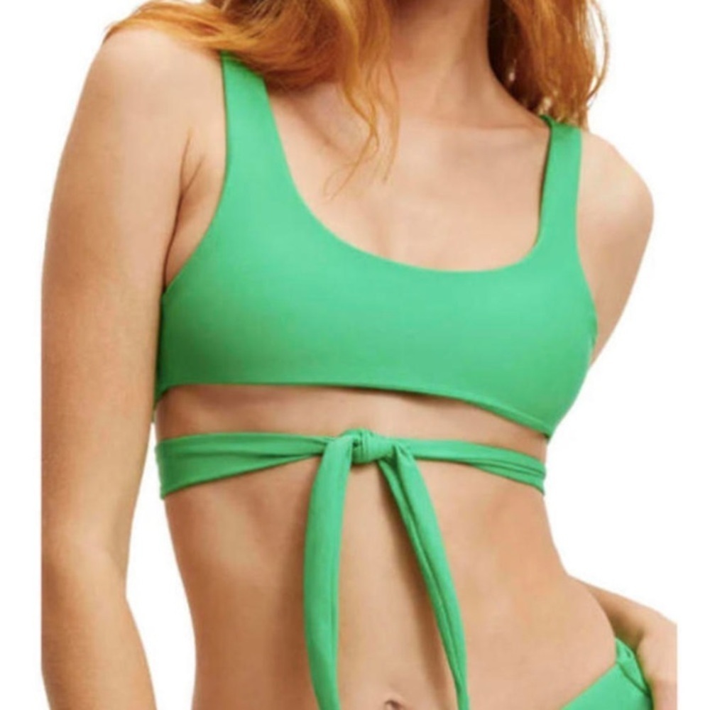 GOOD AMERICAN green multi style bikini top